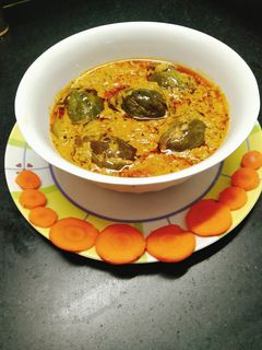 चवीष्ट भरली वांगी (Bharli Vangi recipe in marathi) रेसिपी चे मुख्य फोटो
