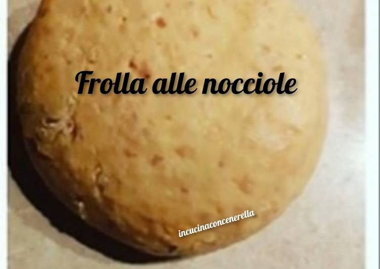 Frolla alle nocciole