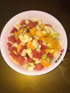 Fruit salad ainihin hoton girkin