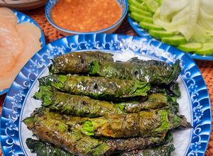 Hình của món Thịt bò nướng lá lốt.