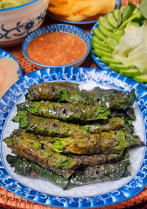 Hình của món Thịt bò nướng lá lốt.