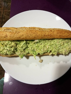 Una foto de Relleno de aguacate para sándwich, bocadillos, arepas