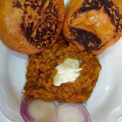 A picture of Pav bhaji.