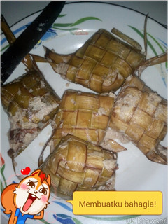 Foto resep Ketupat Pulut Santan khas Medan