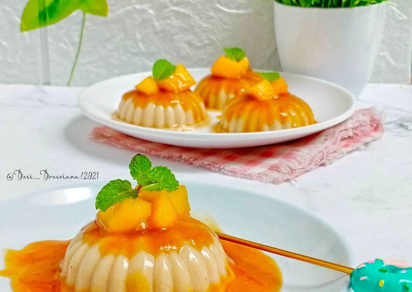 Puding Tahu Sutra Saus Mangga