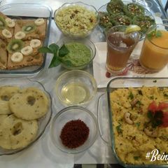 A picture of Khichu, makai upma, sprouts moong pancakes, chiwda, ruity toast.