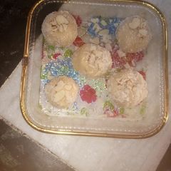 A picture of Atte ka ladoo yummy pinni.