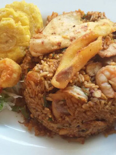 Una foto de Arroz marinero ecuatoriano