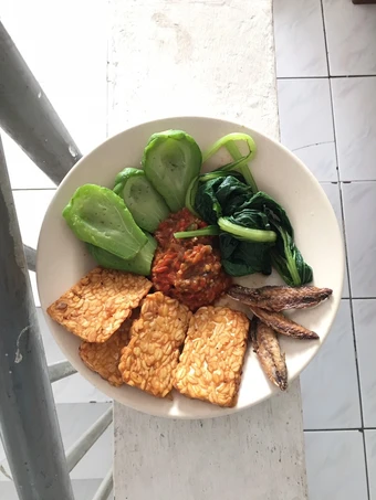 Cara Gampang Membikin Resep Sambal terasi goreng yang Sempurna Anti Ribet, Lezat