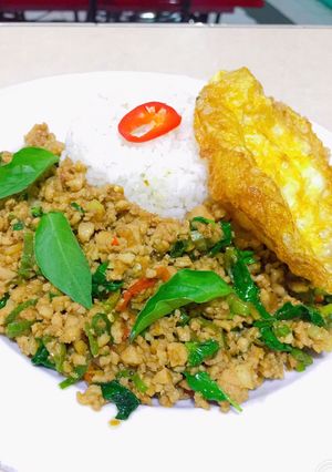 Foto resep Thai Chicken Basil