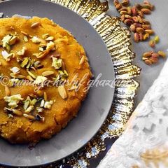 A picture of Besan aur sooji ka halwa #Foodies&Friends.