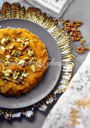 A picture of Besan aur sooji ka halwa #Foodies&Friends.