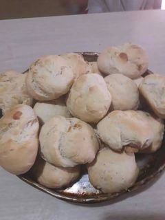 Una foto de Pan casero con chicharrón