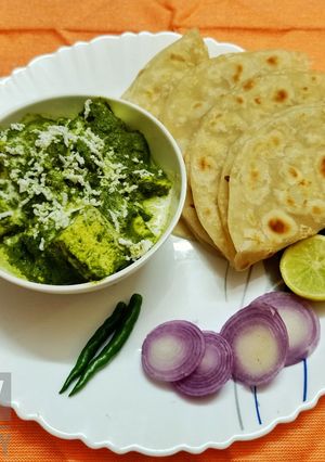 ধাবা স্টাইল পালক পনির বা পালং পনির বা (dhaaba style palang paneer recipe in Bengali) Palak Paneer রেসিপির প্রধান ছবি