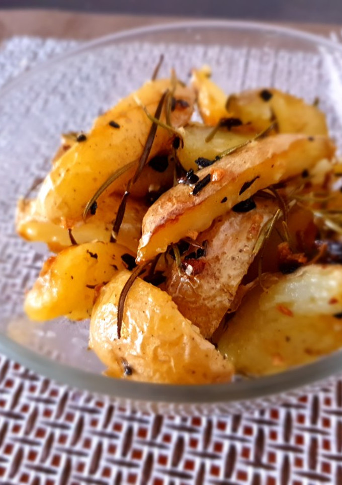 Una foto de Patatas al romero