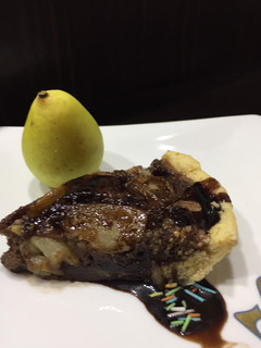 عکسی از دستور تارت گلابی و بادام