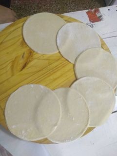 Una foto de Masa para empanadas