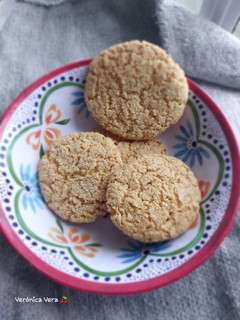 Una foto de Cookies de polenta sin tacc