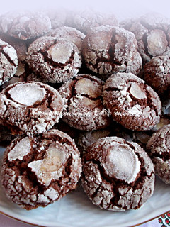 Kinder csokis pöfeteg keksz recept fotója