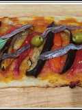 Coca de pimientos, berenjenas y anchoas