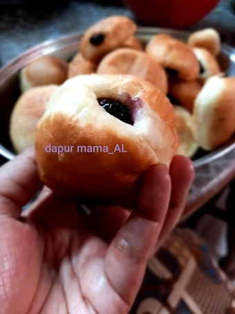 Easy Steps to Prepare Bomboloni tanpa telur dan susu the So Delicious Makes you drool