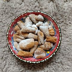 A picture of Eggless Kulkuls.