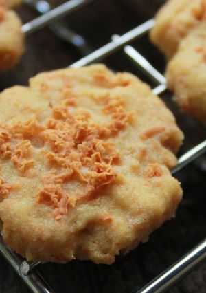 Foto resep Eggless Cheese Cookies / kue kering keju 4 bahan