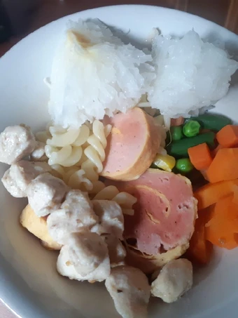 Langkah Gampang Menyiapkan Resep Sop Manten Warna Warni yang  Bikin Ketagihan Anti Ribet, Mantap