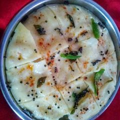 A picture of Rava dhokla.