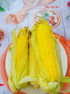 Hình của món Bắp Mỹ hấp lá dứa.