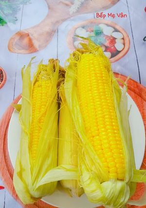 Hình của món Bắp Mỹ hấp lá dứa.