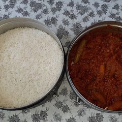 A picture of POINTED GOURD(PARWAR) CURRY.