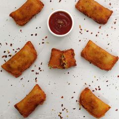 A picture of Bread pizza packet.