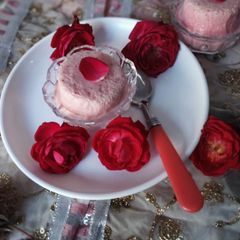 A picture of Rose kulfi.