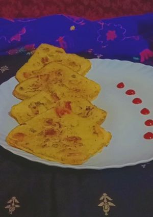 A picture of Besan vegetable sandwich 🥪.