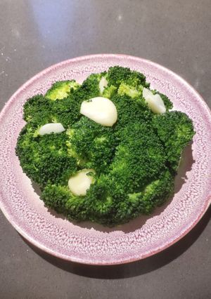 A picture of Boiled Broccoli.