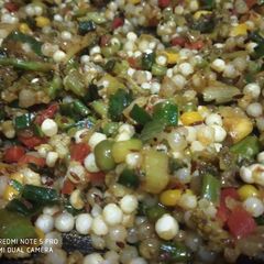 A picture of Sabudana with veggies.