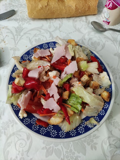 Una foto de Ensalada mixta