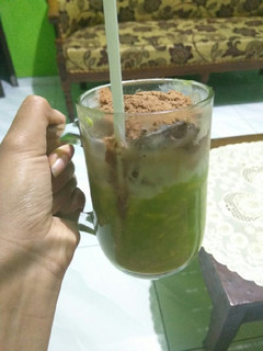 Foto resep Alpukat kocok milo hits