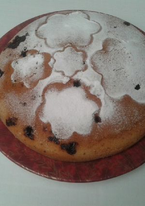 A picture of Blueberry Cake.
