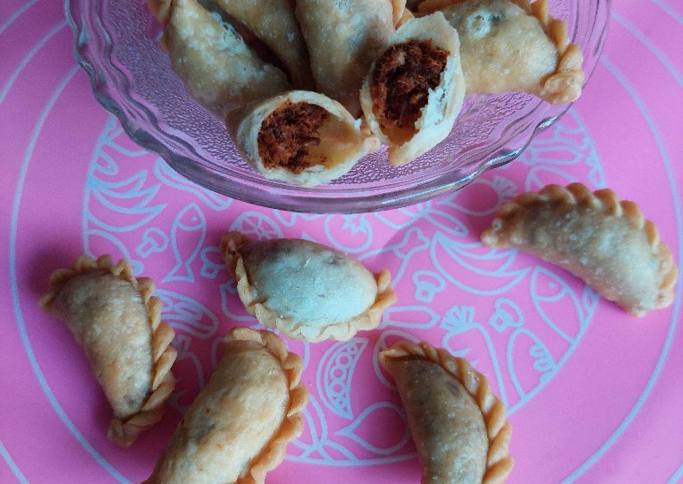 Pastel Abon Renyah