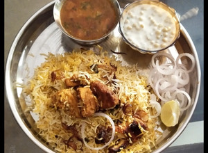 A picture of Chicken 65 biryani 😋😍.