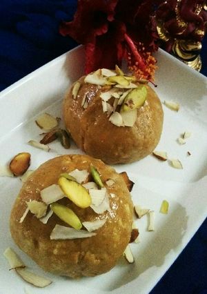 A picture of Besan Modak.