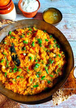 A picture of Rajwadi Khichdi.