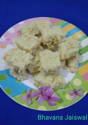 कलाकंद (kalakand recipe in Hindi) रेसिपी मुख्य फोटो