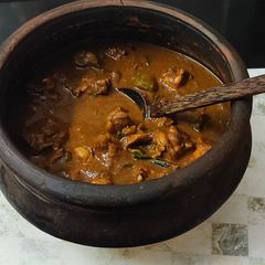 A picture of Chicken Curry.