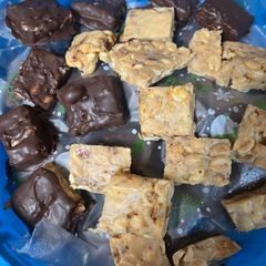 A picture of Peanut Candy.