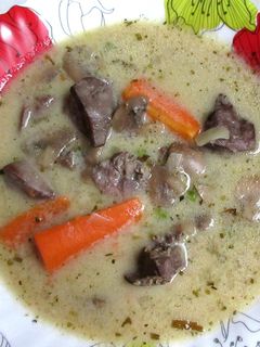 Tárkonyos májas leves recept fotója