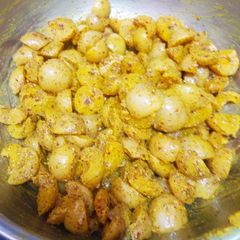 A picture of Amla aachar.