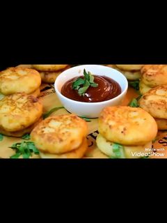 صورة لوصفة فطائر البطاطس الشهيه